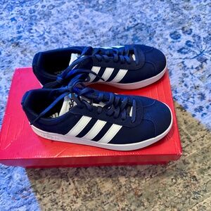 Adidas suede sneakers Size 5